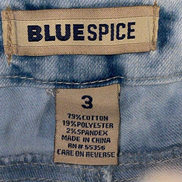 •BLUE SPICE•DENIM ACID WASH OVERALLS SHORTS SIZE 3 EUC - Picture 9 of 9